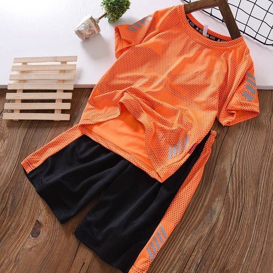 Boys sports quick-drying suit shorts summer suit children's short-sleeved ice silk medium-sized children's T-shirt badminton basketball uniform
Boys sports quick-drying suit shorts summer suit children's short-sleeved ice silk medium-sized children's T-shirt badminton basketball uniform