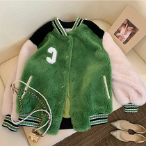 Green baseball uniforms lamb wool coat female winter thickened 2021 new Korean version small subsplicing hit color blouse