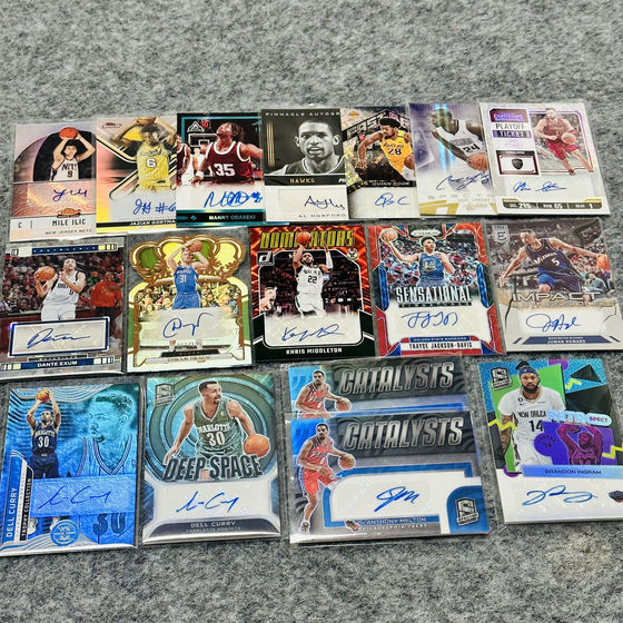 All-Star Good Man Signed Lakers Warriors NBA Star Card Panini Panini Refraction Belt Wire Limited Collection
All-Star Good Man Signed Lakers Warriors NBA Star Card Panini Panini Refraction Belt Wire Limited Collection