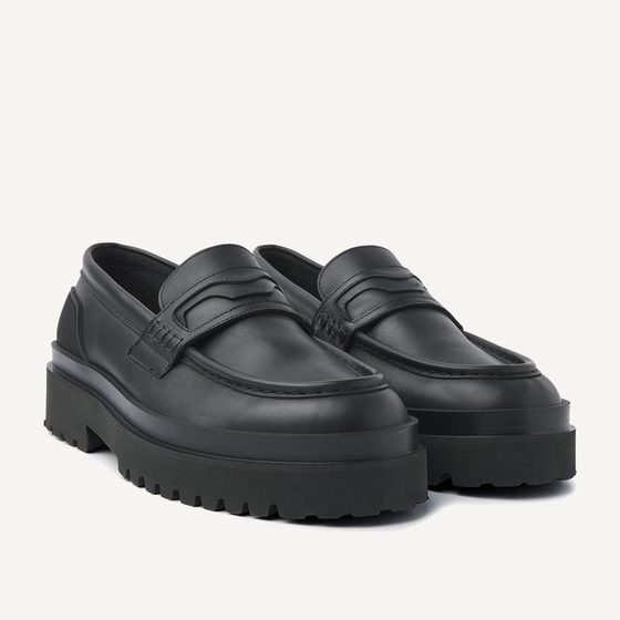 GZRP new product adds trendy versatile men's shoes black one-foot thick sole comfortable casual thick sole loafers trendy
GZRP new product adds trendy versatile men's shoes black one-foot thick sole comfortable casual thick sole loafers trendy