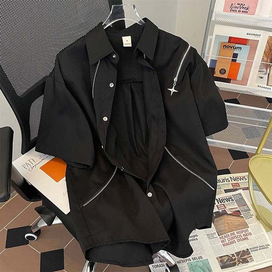 Summer thin short-sleeved shirt for men, handsome casual fashion brand design niche Hong Kong style American retro loose shirt
Summer thin short-sleeved shirt for men, handsome casual fashion brand design niche Hong Kong style American retro loose shirt