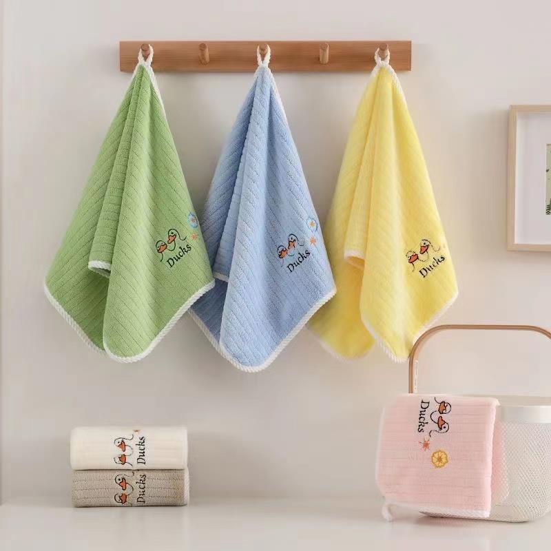 3 9 9 9 Yuan children Coral Suede Towel soft absorbent with no drop of Mao No drop of color wash face towel cute speed dry-Taobao