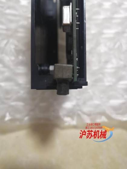 AB Rockwell 1756-M08SE, 좋은 기능, 색상이 그림에 표시됩니다. AB Rockwell 1756-M08SE, 좋은 기능, 색상이 그림에 표시됩니다.