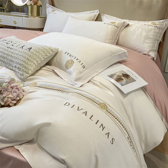 Hot-selling bed four-piece set simple embroidery four-piece set bedding set tribute satin solid color Jiangsu Nantong high-end
Hot-selling bed four-piece set simple embroidery four-piece set bedding set tribute satin solid color Jiangsu Nantong high-end