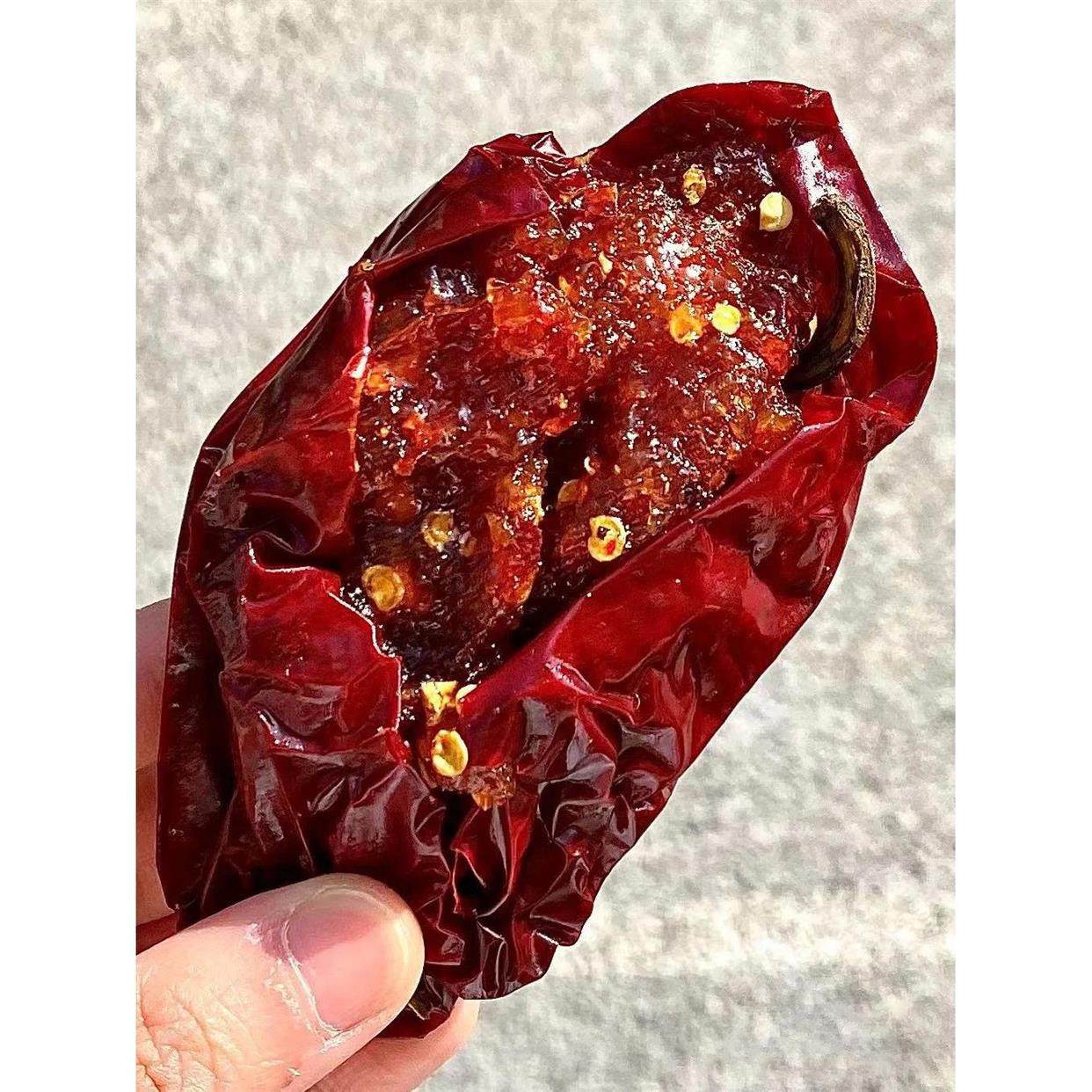 辣椒粑依夫爆辣糯米馅辣椒果,江西特产有多香?🌶️深度测评