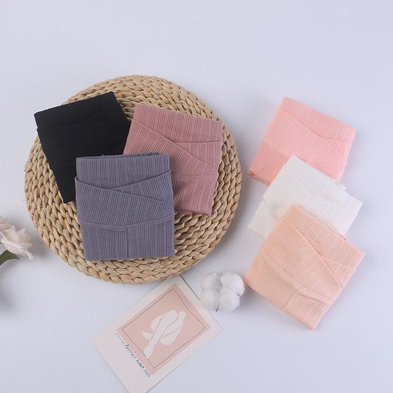 (Three pieces) Pregnant women prevent walking m light pregnancy lace low-waist thin bottoming boxer pants into one underwear
(Three pieces) Pregnant women prevent walking m light pregnancy lace low-waist thin bottoming boxer pants into one underwear