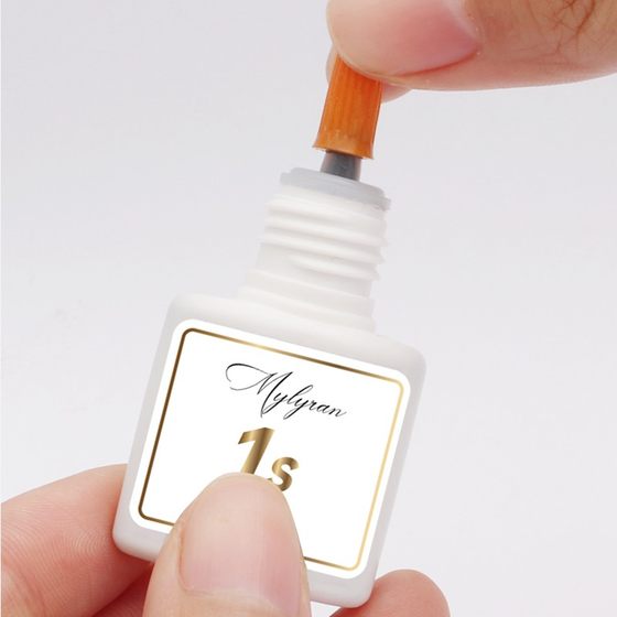 Mylyran 6ML 속눈썹 아티스트 스페셜 1 초 빠른 건조 접착제 눈을 끄는 접목 소프트 속눈썹 Mylyran 6ML 속눈썹 아티스트 스페셜 1 초 빠른 건조 접착제 눈을 끄는 접목 소프트 속눈썹