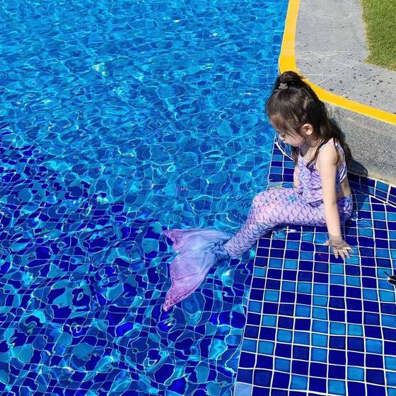 Girls fish tail swimsuit mermaid children's swimsuit fish tail girls small medium and big children's swimsuit summer new style treasure
Girls fish tail swimsuit mermaid children's swimsuit fish tail girls small medium and big children's swimsuit summer new style treasure
