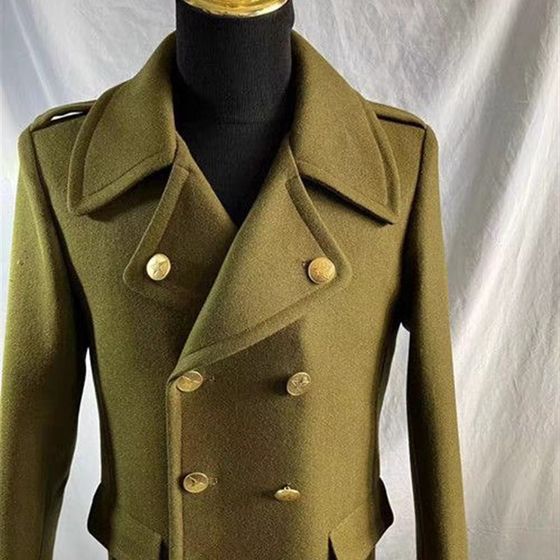 Men's wool wool coat winter thickened wool windbreaker middle-aged and elderly warm long coat military yellow windbreaker
Men's wool wool coat winter thickened wool windbreaker middle-aged and elderly warm long coat military yellow windbreaker