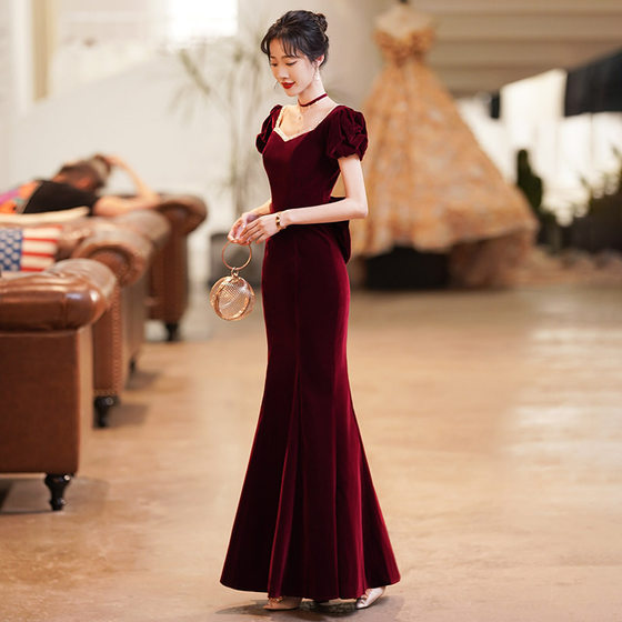 Fishtail 빨간 토스트 옷 이브닝 드레스 여성 신부 슬림 기질 2025 New Banquet Light Luxury Long Velvet Fishtail 빨간 토스트 옷 이브닝 드레스 여성 신부 슬림 기질 2025 New Banquet Light Luxury Long Velvet