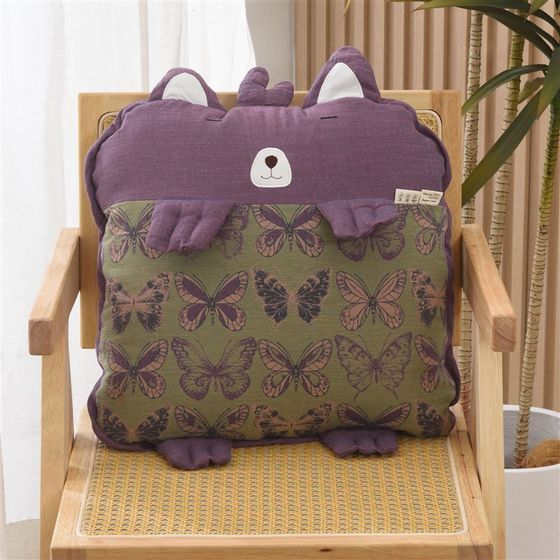 Weird bear double-layer yarn A colored jacquard pillow carrying easy folding nap U pillow blanket sofa
Weird bear double-layer yarn A colored jacquard pillow carrying easy folding nap U pillow blanket sofa
