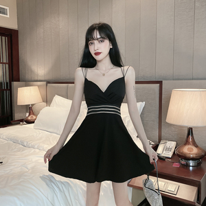 Sexy stripe contrast suspender bar dress