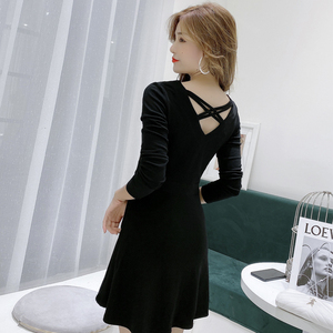 New sexy V-neck cross long sleeve swing dress