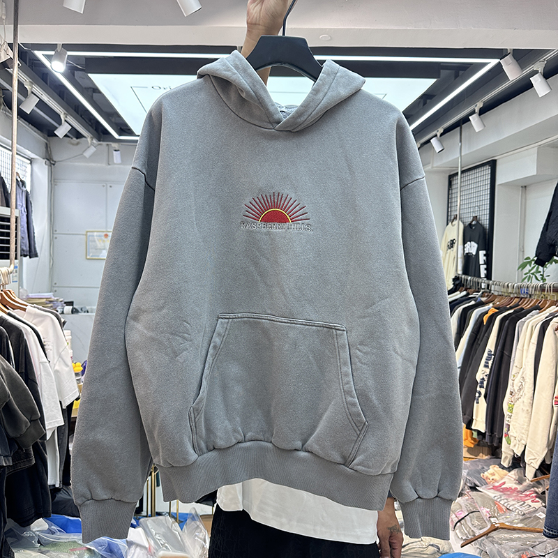 Winter American high street heavy embroidery retro washed distressed plus velvet hoodie men and women loose hip-hop sweater trend Winter American high street heavy embroidery retro washed distressed plus velvet hoodie men and women loose hip-hop sweater trend