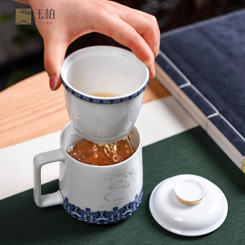 Jingdezhen blue and white jade BaiLingLong ceramics the year of the ox porcelain cup with cover large capacity filter office cup delicate custom