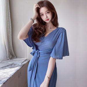 Summer dress Korean style V-neck lace up waist skirt fashion holiday sun proof dress