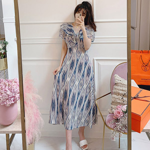 Korean slim V-neck Ruffle Skirt Chiffon print split dress