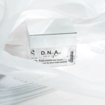 Giant fold Berit Berit DNA Peptide Firming and rejuvenating repair eye cream firming and moisturizing light lines 15ml