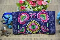 Yunnan ethnic style bag embroidered coin purse female cloth canvas mobile phone bag Clutch bag carry-on bag