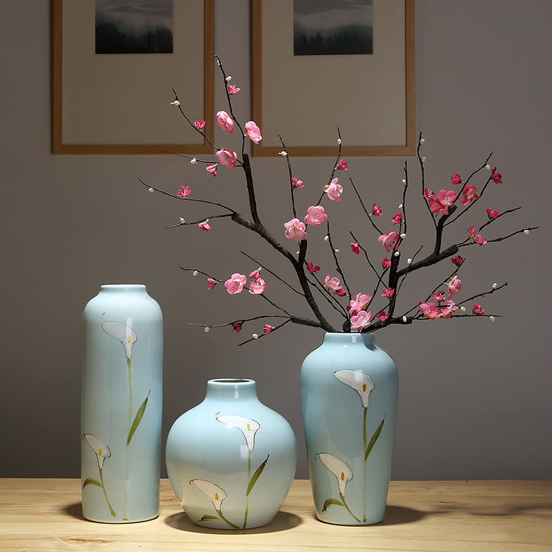 Jingdezhen modern creative ceramic vase vase home sitting room mesa adornment handicraft decoration vase