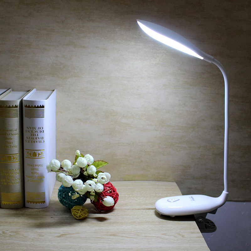 康铭led台灯学生学习护眼小台灯 10元券 券后价