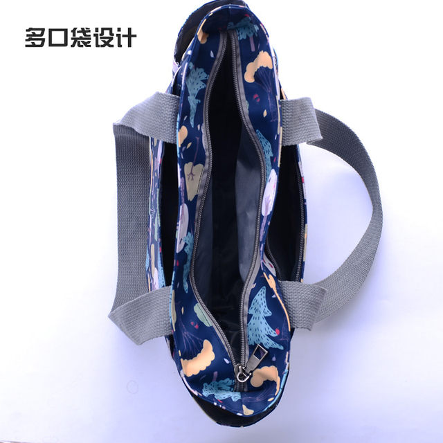 Waterproof canvas shoulder bag female casual high-capacity bag handbag mama cloth mother and child out female big bag Waterproof canvas shoulder bag female casual high-capacity bag handbag mama cloth mother and child out female big bag