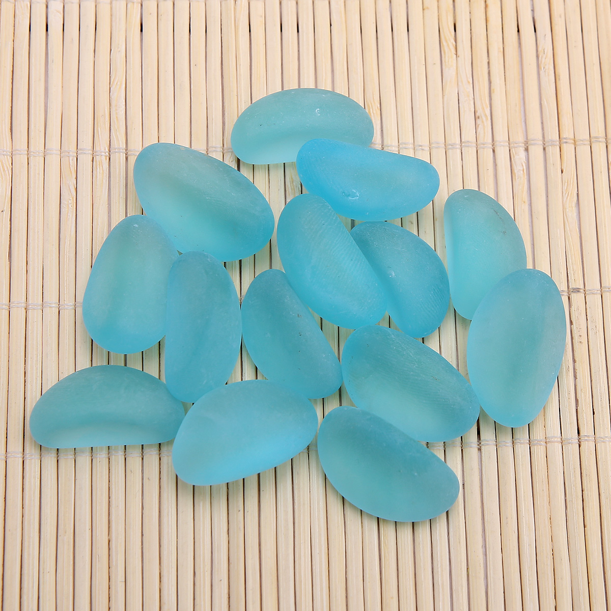 聚宝源 鱼缸水族造景水晶石玻璃珠 蓝光石装饰品底砂石子100g*2包产品展示图3