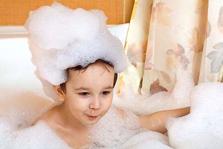 宝宝不爱洗澡你可能缺一个好的浴盆