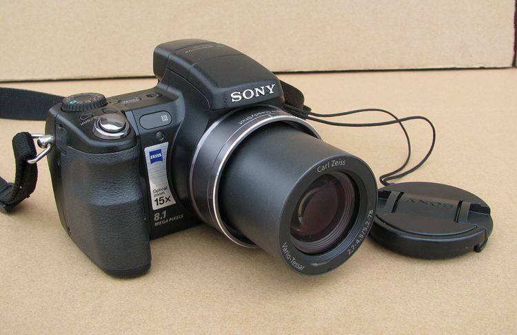 sony/索尼 dsc-h9长焦数码相机 190-270元一台