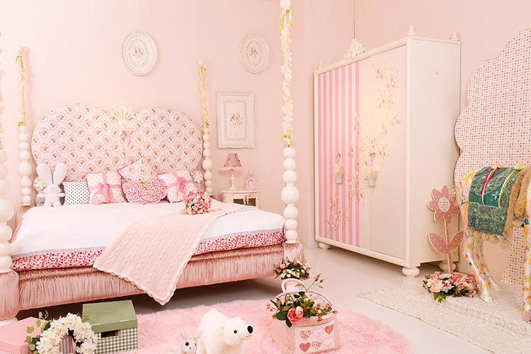象牙白撞粉色扮靓梦幻公主房