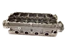 Suitable for Roewe 550 750 MG MG6 MG7 MG31 8 1 8T engine cylinder head Cylinder head