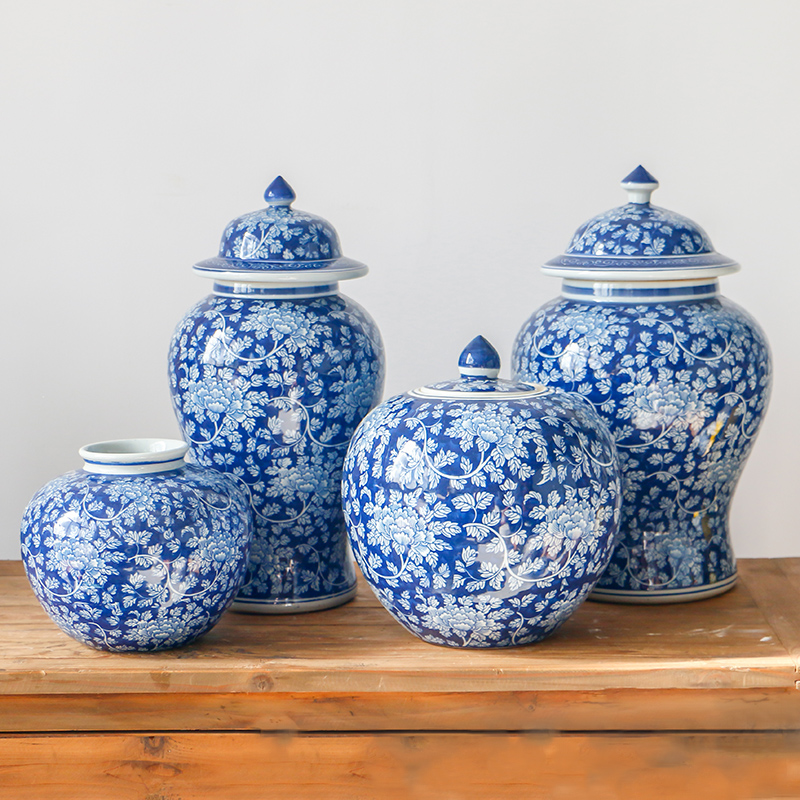 New Chinese style restoring ancient ways is the sitting room porch decorate table flower arranging flowers is blue and white storage tank with cover ceramic vase furnishing articles