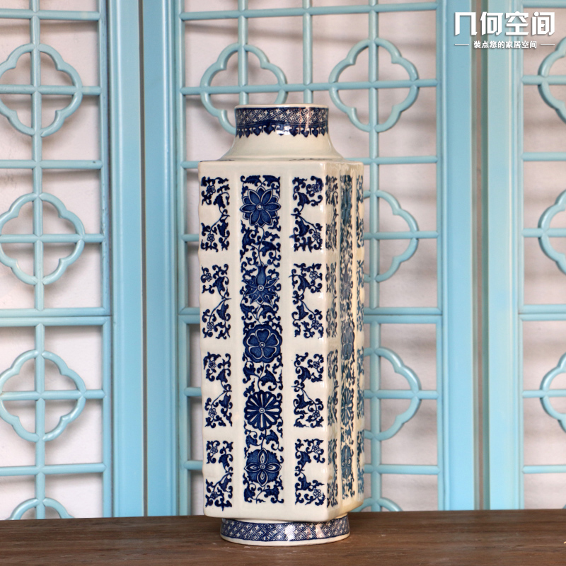 Jingdezhen chinaware bottle of blue and white porcelain flower vases, flower implement sifang mesa classical Ming and the qing dynasties antique furnishing articles