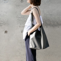 Hong Kong tide brand popular simple bucket big bag female 2022 new large-capacity soft leather shopping bag shoulder bag