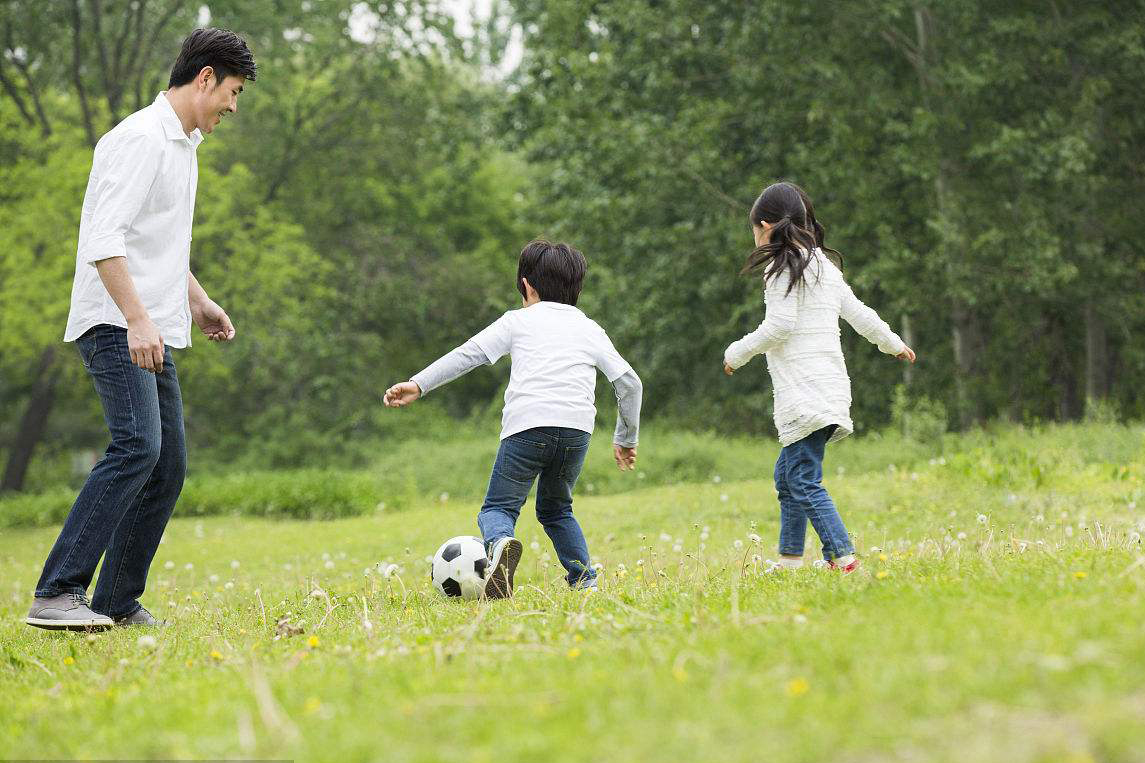 如何帮助孩子挑选适合的运动项目