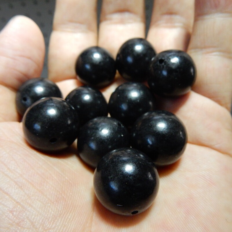 雍石和田玉新疆正宗和田墨玉黑沁精美圆珠隔珠手链珠项链珠挂件珠_7折