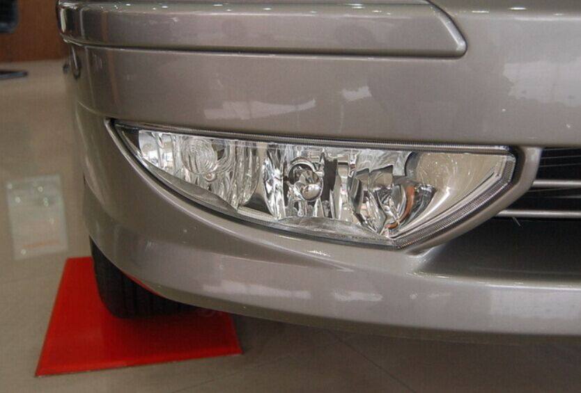 适用于 三菱菱绅 前杠灯 前雾灯 防雾灯保险杠装饰灯 射灯半总成