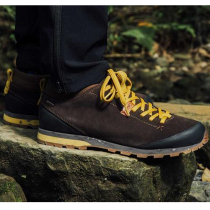 AKU Bellamont Suede GTX Mens and womens low-top outdoor waterproof hiking shoes with Scarpa Mojito