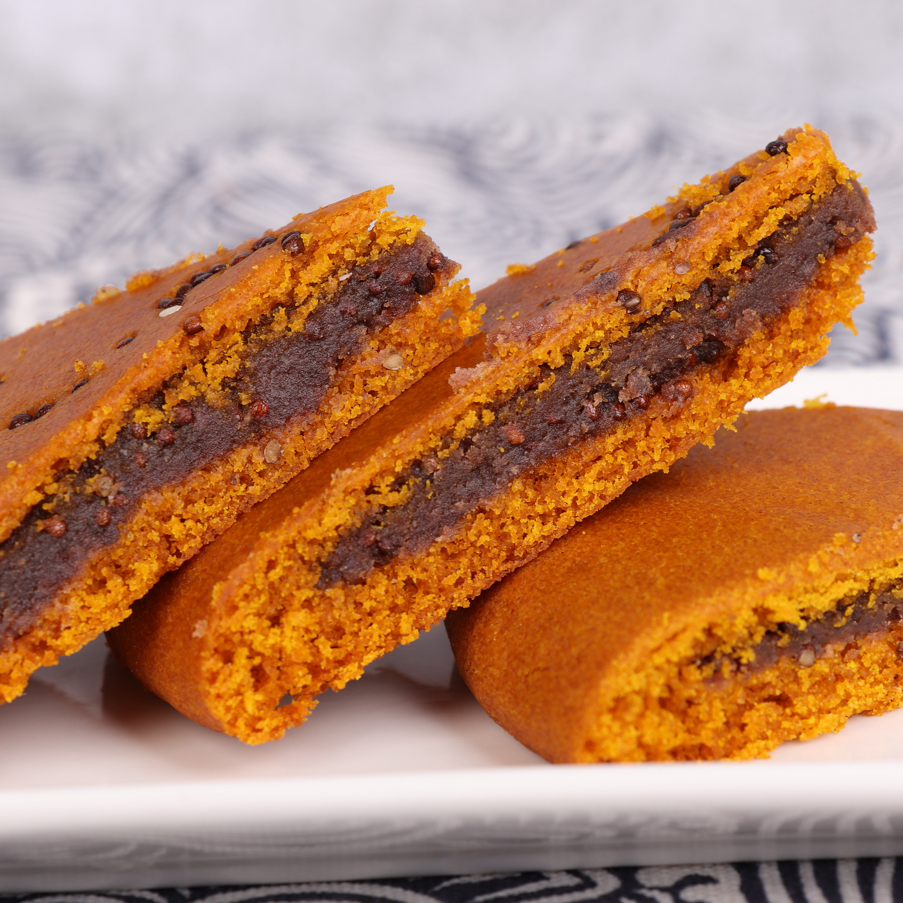 云南大荞饼荞三香老式大月饼乔原味苏子豆沙伍仁特产滇式点心