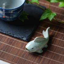 Carp tea pet ornaments open ceramic Ru kiln tea pet koi can raise tea accessories Ru kiln fish pet pair