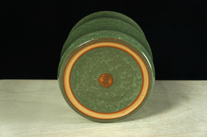 国家级工艺美术大师 陈石玄根《冰裂纹笔筒》