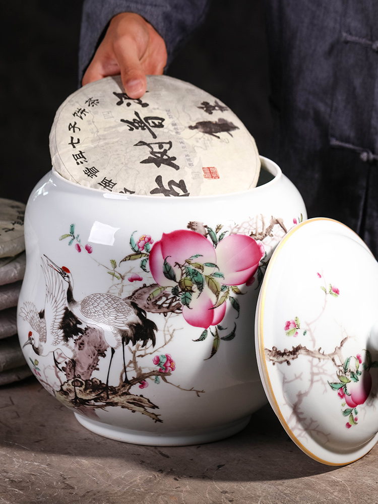 Jingdezhen ceramic large wake receives the puer tea cake caddy fixings tanks household seal pot porcelain POTS