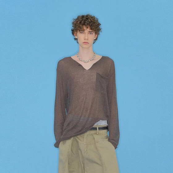 MRNEARLY American casual solid color light and breathable long-sleeved T-shirt men's summer handsome base sunscreen blouse
MRNEARLY American casual solid color light and breathable long-sleeved T-shirt men's summer handsome base sunscreen blouse
