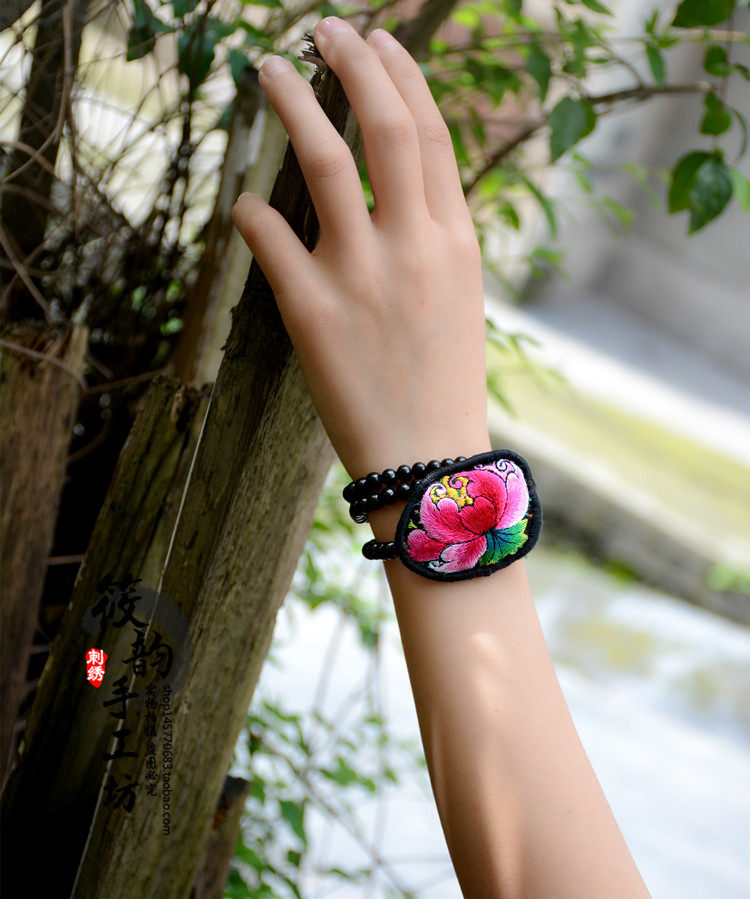 手链小众设计原创民族风花卉刺绣黑檀玛瑙时尚个性文艺多层手串女