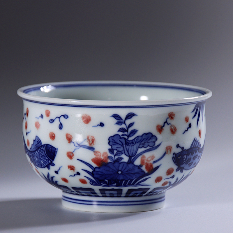Jingdezhen blue and white porcelain youligong red fish algae lines master cup cup of pure manual hand - made personal high - end tea cup