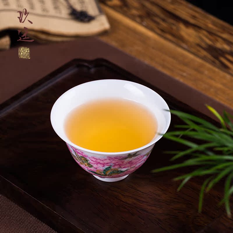 Nine new CaiHuDie katyn jingdezhen ceramic cups master cup single CPU hand - made kung fu tea sample tea cup cup