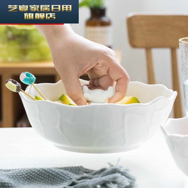 Creative household web celebrity ceramic bowl large polar bear fruit salad bowl new express it in Korean good - & tableware