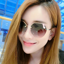 2021 Korean version of round face Tide star personality Net red ya new retro ladies glasses sunsun glasses