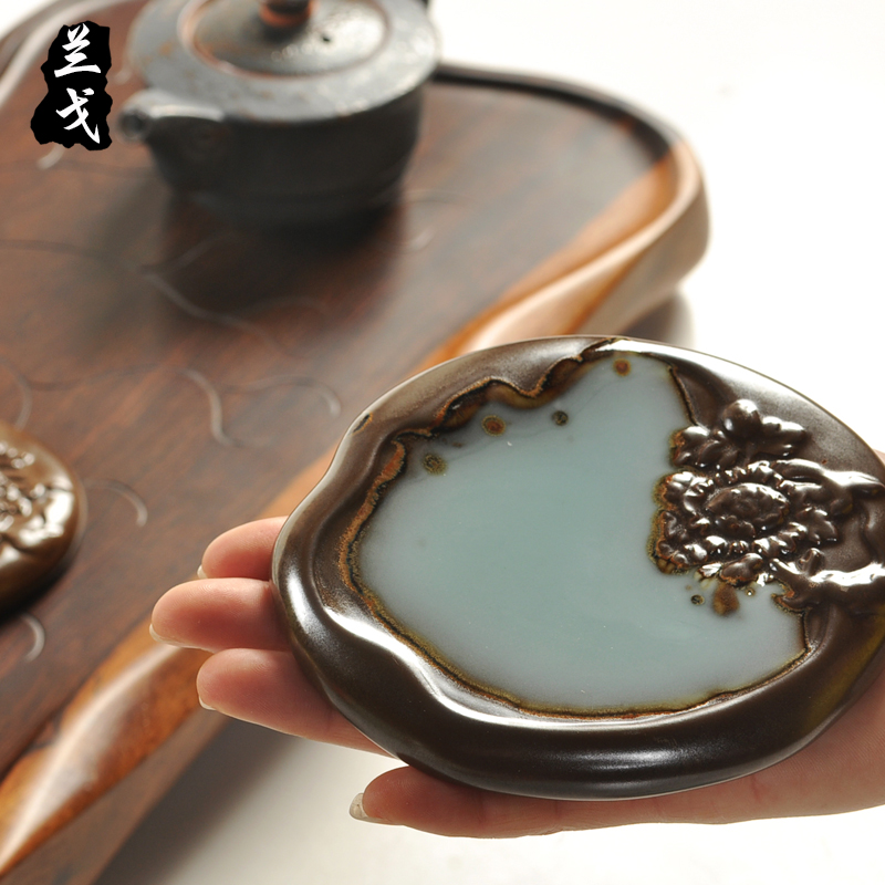 Having tea with parts up cup mat art tea imitation jade ceramic cups insulating mat