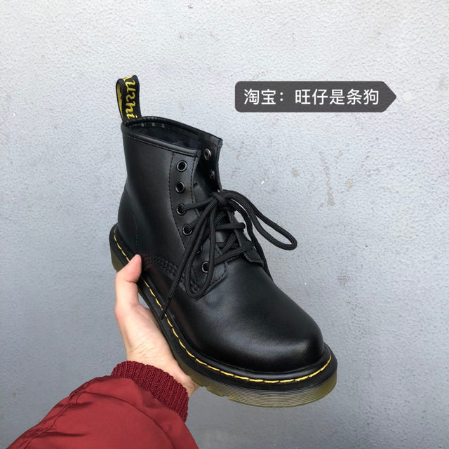 Wangzai ເປັນຫມາ 2023 ໃຫມ່ British flat ເກີບລົດຈັກ knight boots Martin ເກີບແມ່ຍິງຄູ່ຜົວເມຍເກີບຜູ້ຊາຍ